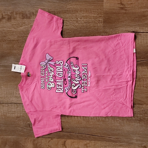 Bass Pro Shops Other - Girls tee shirt size medium 7/8